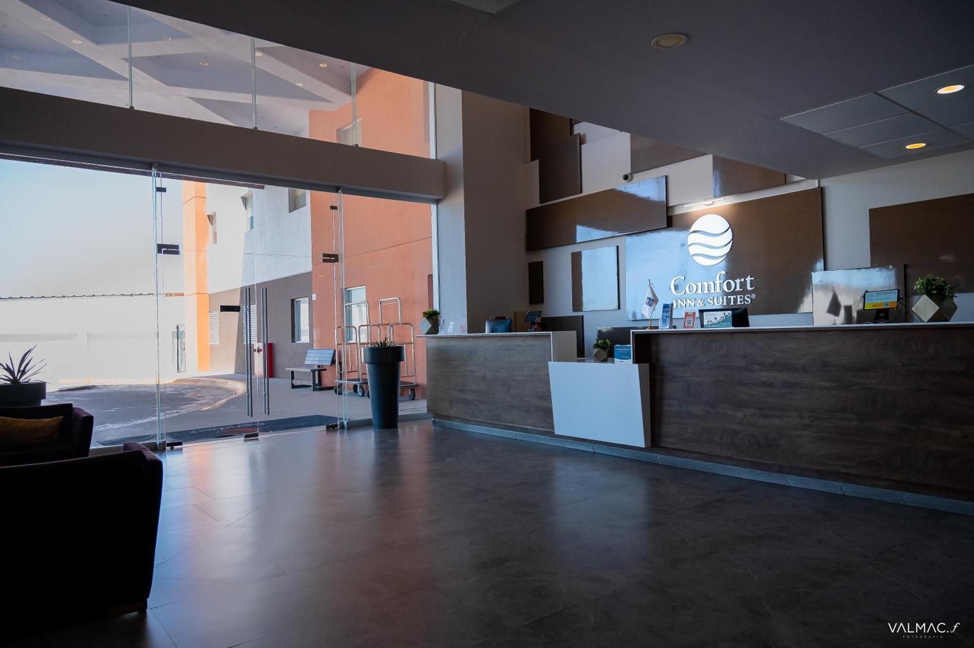 Comfort Inn & Suites Los Cabos Cabo San Lucas Extérieur photo